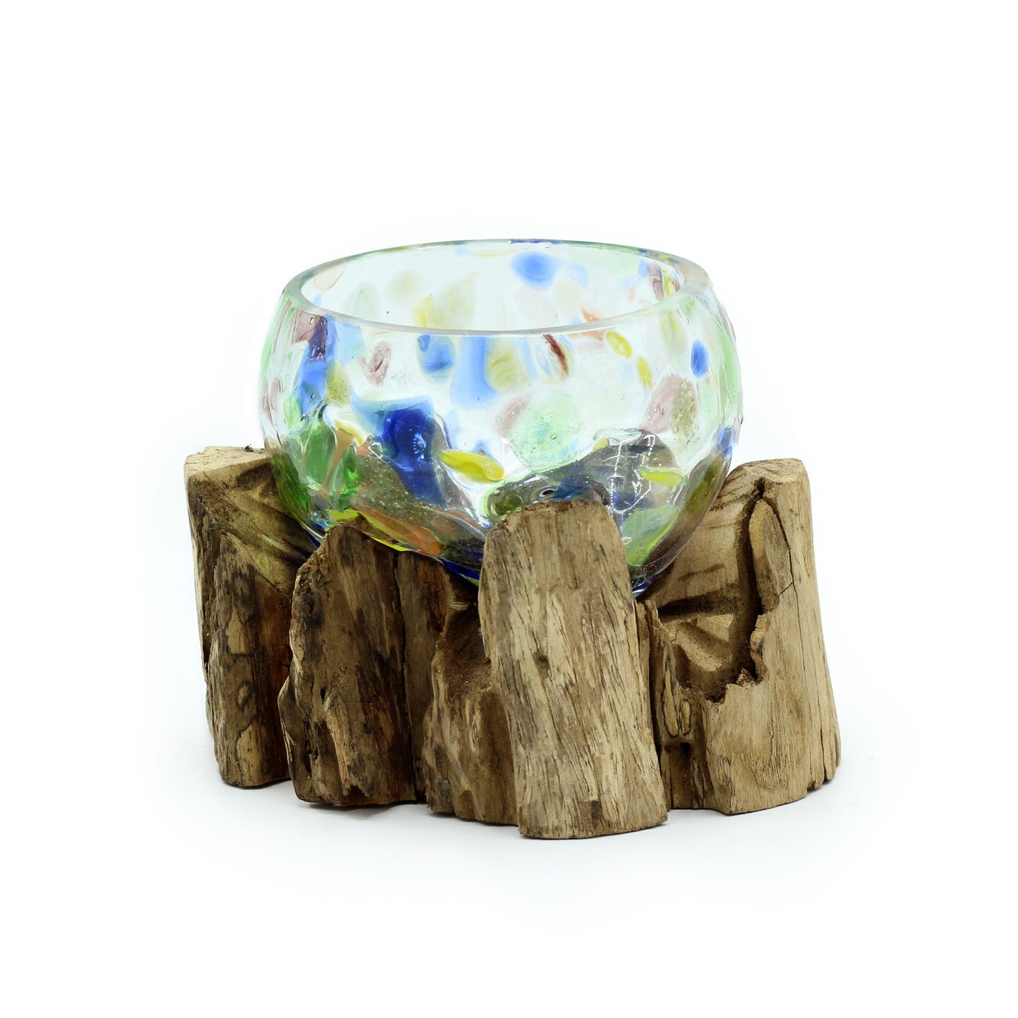 Verre coloré fondu sur bois