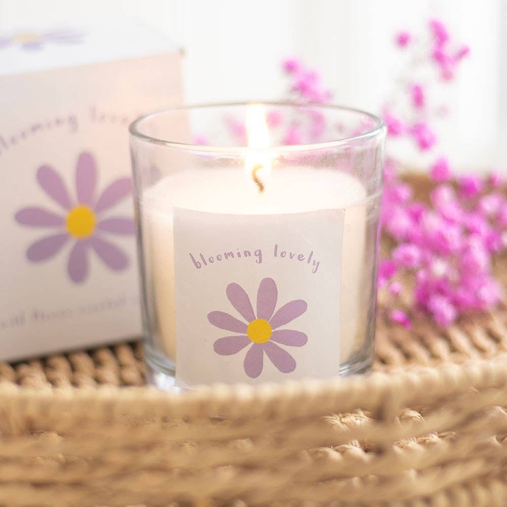 Blooming Daisy Wildflower Candle